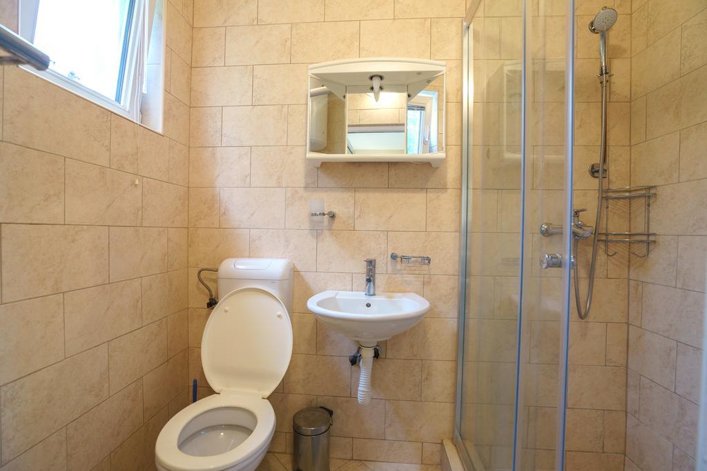 Apartments Lora Бар Экстерьер фото