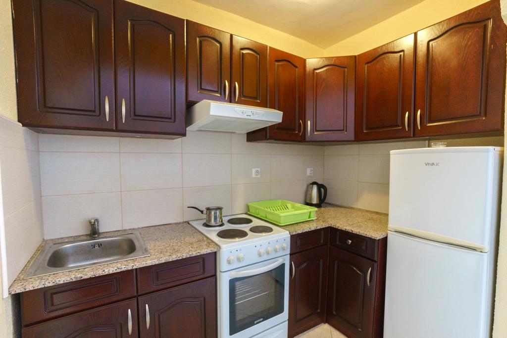 Apartments Lora Бар Экстерьер фото