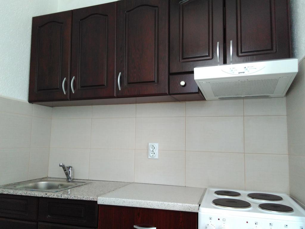 Apartments Lora Бар Экстерьер фото